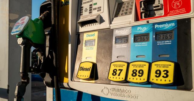 Average Gas Prices Fall Below 4 Following Iran Agreement