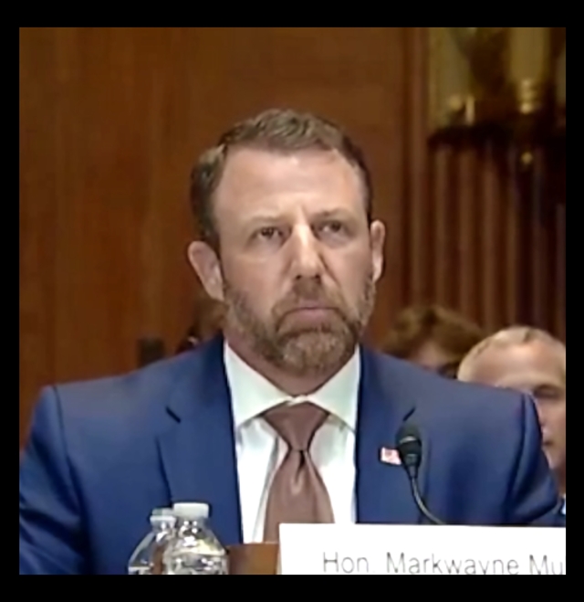 DHS Sec Markwayne Mullin stops his opening statement goes scorched earth on Sen Chris Murphy